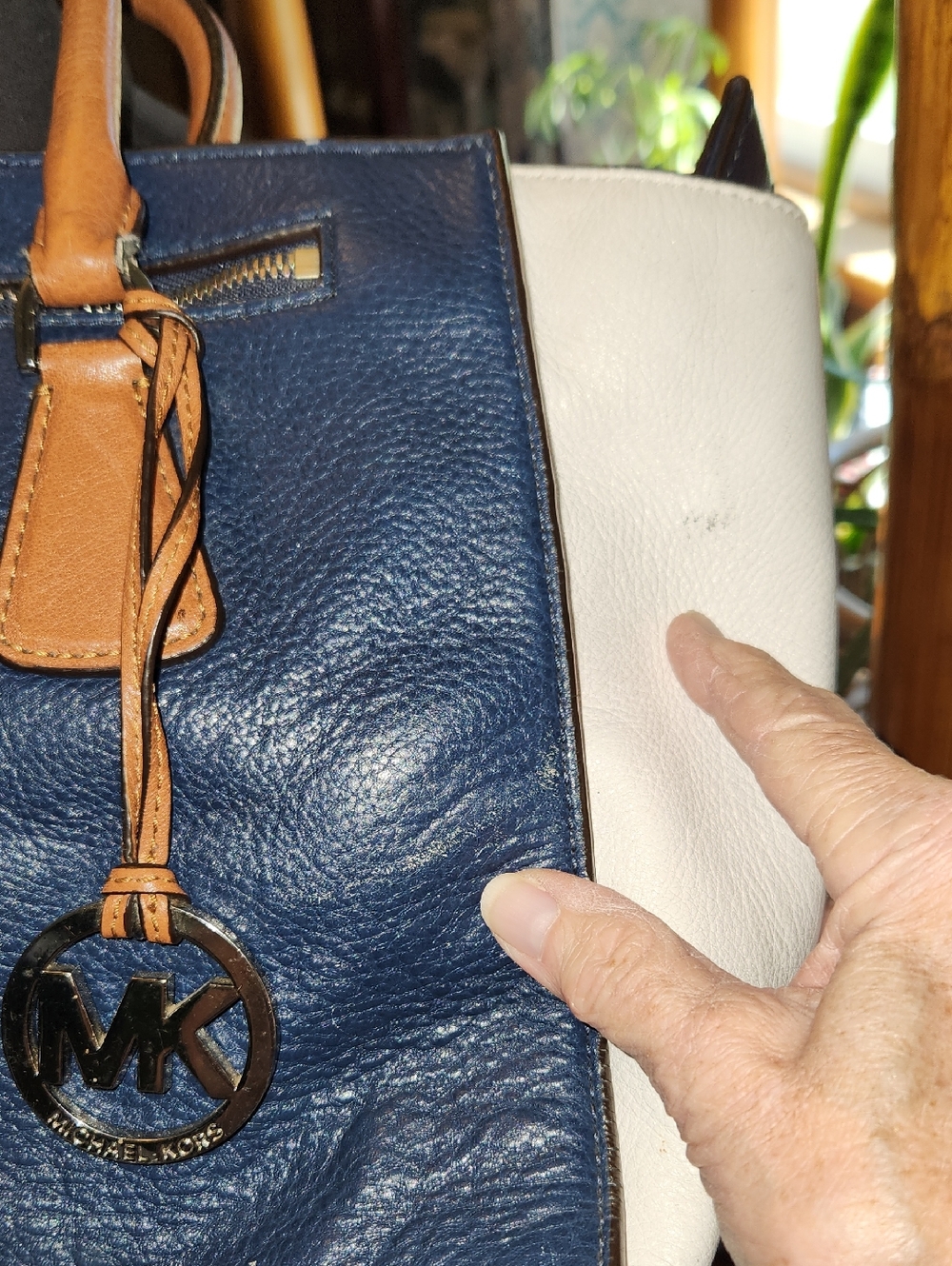 Leather Michael Kors Bag - Picture 3 of 12